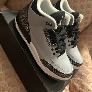 Jordan 3 Wolf Grey